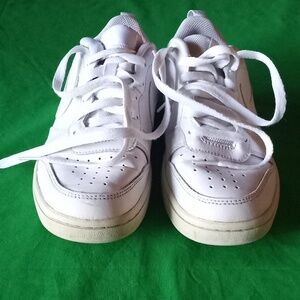 Pre-loved Nike shoes